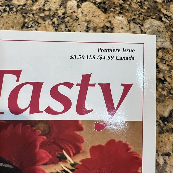 Taste Of Homes Light and Tasty Premiere Issue 2001 Cooking Recipe Magazine - Picture 2 of 5